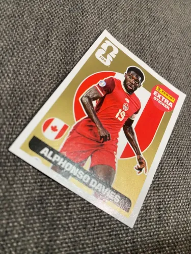 ? RARA - Panini Extra Sticker GOLD Alphonso Davies | Copa do Mundo FIFA 2026