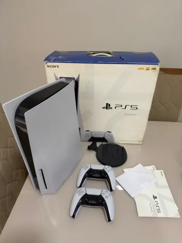 Ps5 mídia física 2 controles Pego troca passo cartão