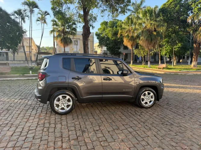 Jeep Renegade Sport T270 1.3 TB 4X2 Flex Aut. 2024