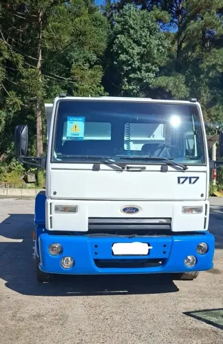 BASCULANTE FORD CARGO 1717E TURBO