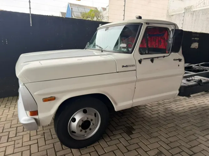 FORD F-4000 4x2 2p