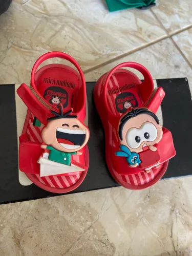 Desapego feminino e infantil