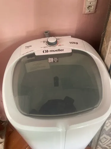 Vendo essa máquina 10 kg 350