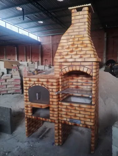 Churrasqueira e forno de pizza Colônial 