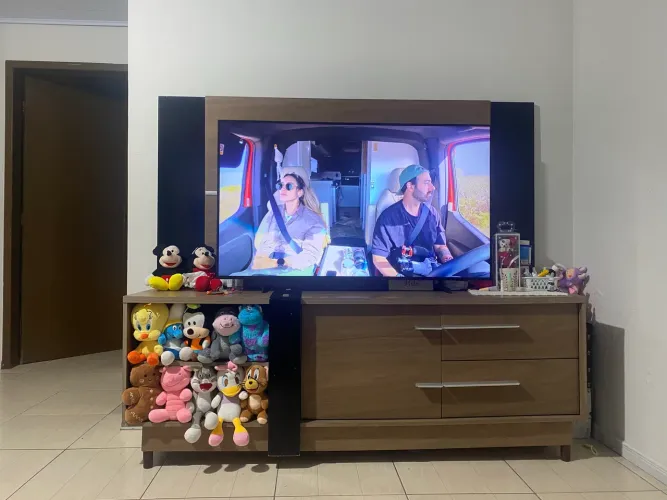 Vendo painel de tv e rack