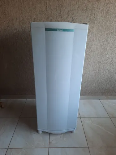 Geladeira Consul 300 litros degelo seco 