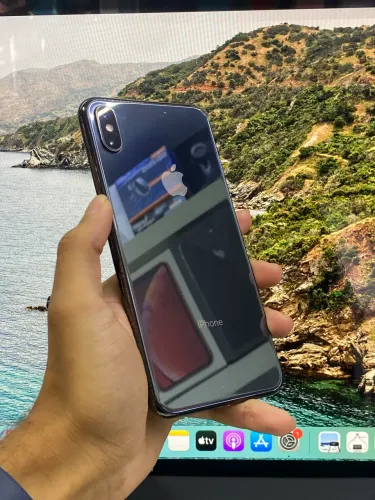 iPhone XS Max 64GB 