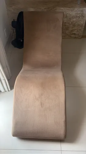 Espreguiçadeira divã