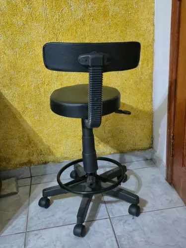 Vendo cadeira mocho