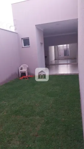 Casa Para Venda No Bairro Jardim Botânico