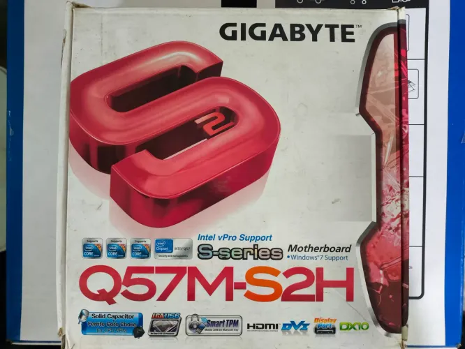 KIT PLACA MÃE E PROCESSADOR GIGABYTE Q57M-S2H com Intel i5-659(primeira geração)
