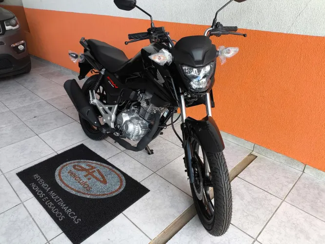 CG 160 Fan 0km emplacada