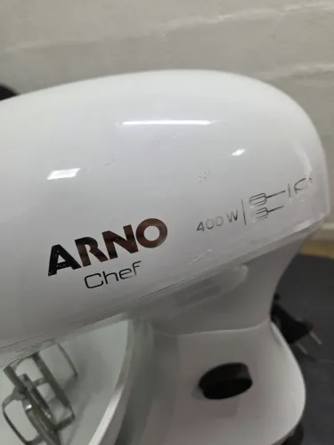 Batedeira ARNO CHEFE 400W<br>Tigela 5lts - 220v<br>*250,00*