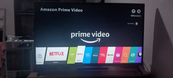 Smart TV LG de 49 polegadas, modelo 49LJ5550.