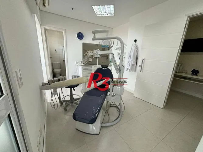 Consultório dentário totalmento equipado e mobiliado com vista mar em Santos