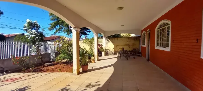 [ROBERTO NASK] Casa com 3 quartos em Loteamento Celina Park - Goiânia - GO