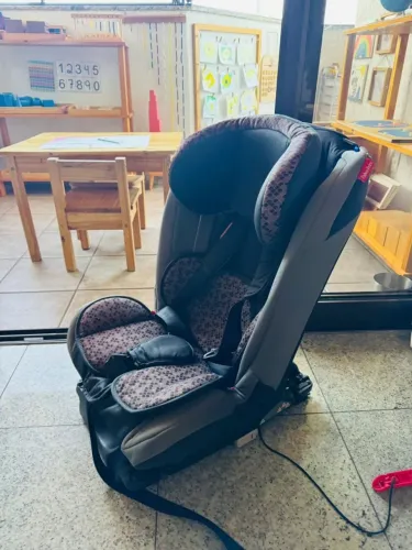 Cadeira infantil fisher price com isofix para carro (de 0 a 36kg)