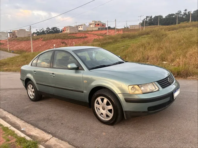 Volkswagen Passat Turbo 1.8 Tiptronic 1999