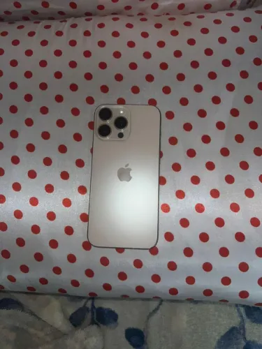 Vendo iPhone 16 pro Max