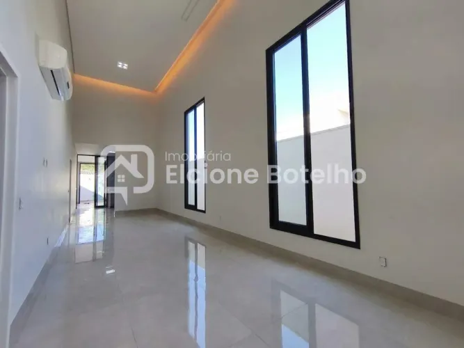 Casa de Condomínio para Aluguel no Bairro Laranjeiras, Uberlândia-MG