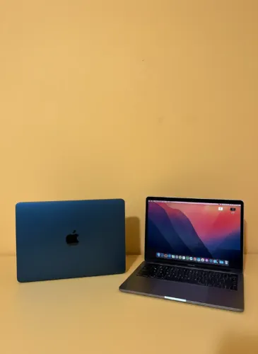 Macbook air 13.6 M4 16GB RAM / SSD 256BG