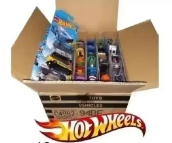 Kit 20 carrinhos variados Hot Wheels novos