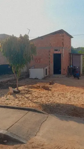 Casa Pequena, mais muito bem localizada