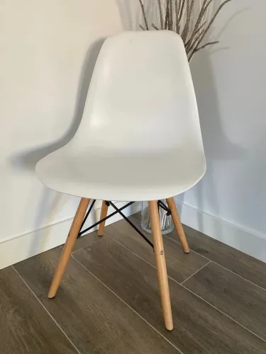Conjunto 4 Cadeiras Brancas (sala, escritório) eames Eiffel