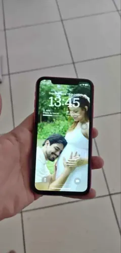 IPHONE XR (64 gigas)