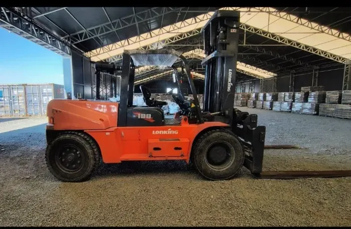 EMPILHADEIRA LONKING 10T SEMINOVA