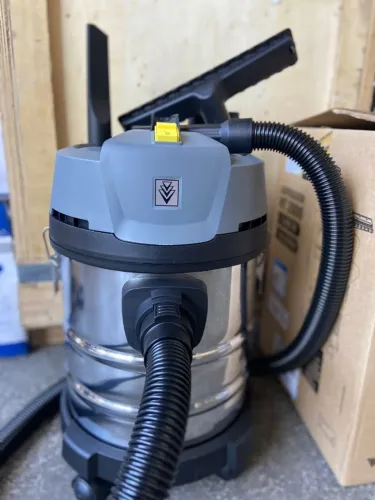 Aspirador de Pó e Líquido Karcher profissional