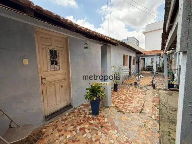 Terreno residencial com excelente aproveitamento de área para novas possibilidades