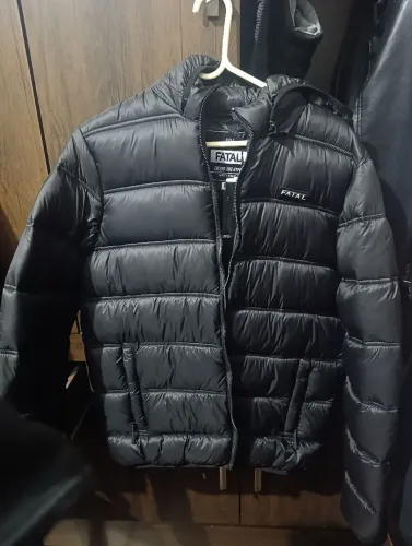 Jaqueta puffer capuz removível ORIGINAL COM ETIQUETA