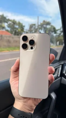 Iphone 16 pro Max Desert Titanium