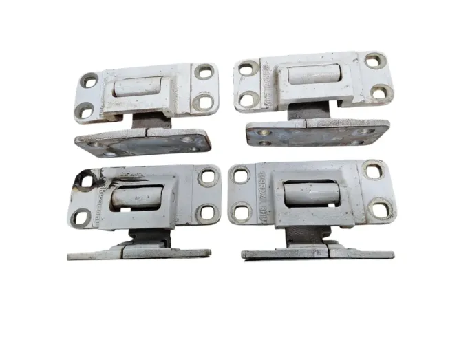 Dobradiças portas volkswagen constellation 26320 ano 2025