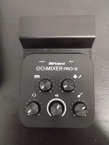 Interface De Audio Go Mixer Pro X Roland Cor Preto