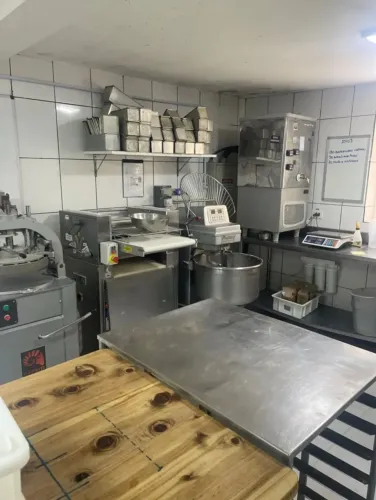 Auxiliar de Padeiro em Santa Felicidade 