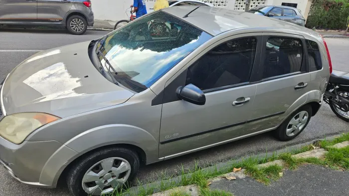 Ford Fiesta 1.0 8V Flex/class 1.0 8V Flex 5P 2010