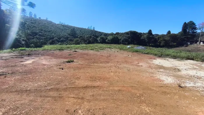 Chácara 20.008m2 Almirante Tamandaré, 100% documentado, córrego, bosque nativo, área plana
