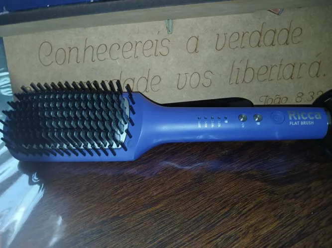 Escova alisadora Flat Brush Ricca