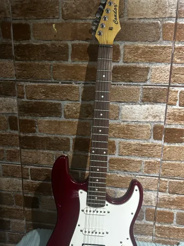 Guitarra Condor RX-30 com case 
