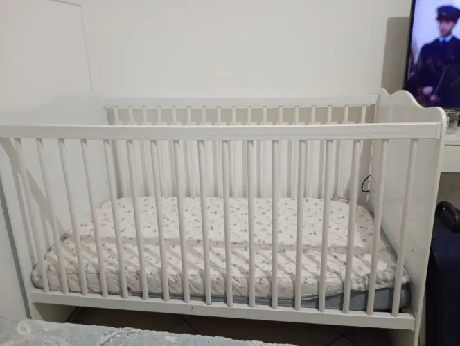 Berço+Colchão Infantil