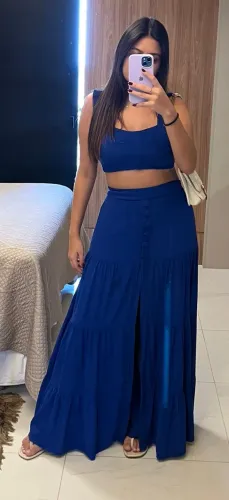 Conjunto feminino azul (cropped + saia longa)