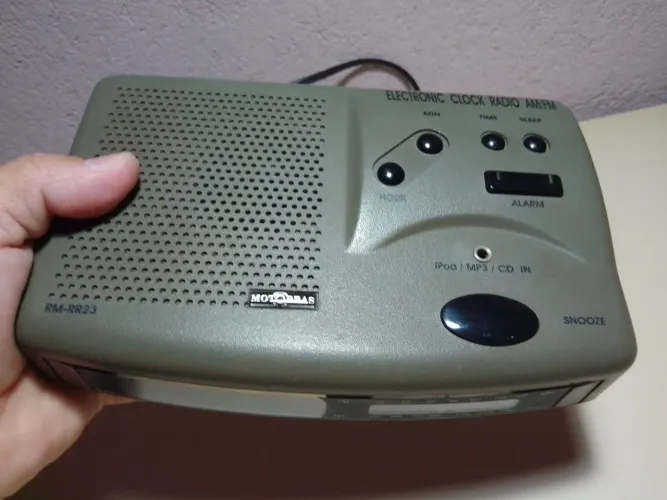 Rádio relógio motobras 