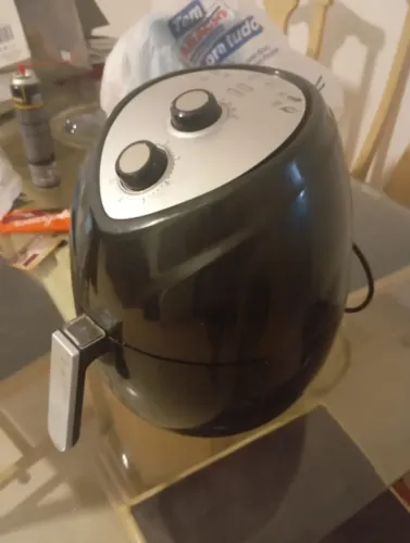 Air fryer usada - leia a descrição