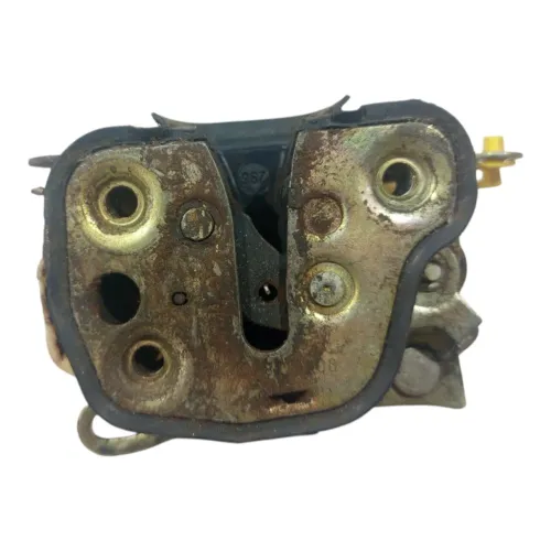 Fechadura Porta Dianteira Direita Gm Corsa Classic 2008 A 16