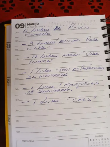 Vende-se livros