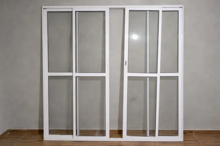 Porta balcão 2m x 2,10m