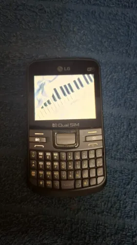 Celular LG C199 dual sim