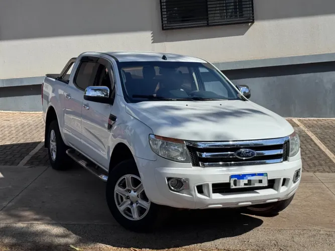 Ford Ranger XLT 3.2 20V 4X4 CD Diesel Aut. 2014